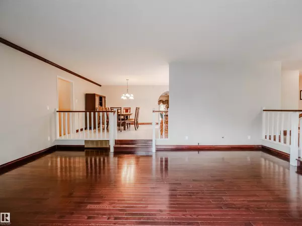 Rural Parkland County, AB T7Y 1A3,#18 53226 RGE ROAD 261