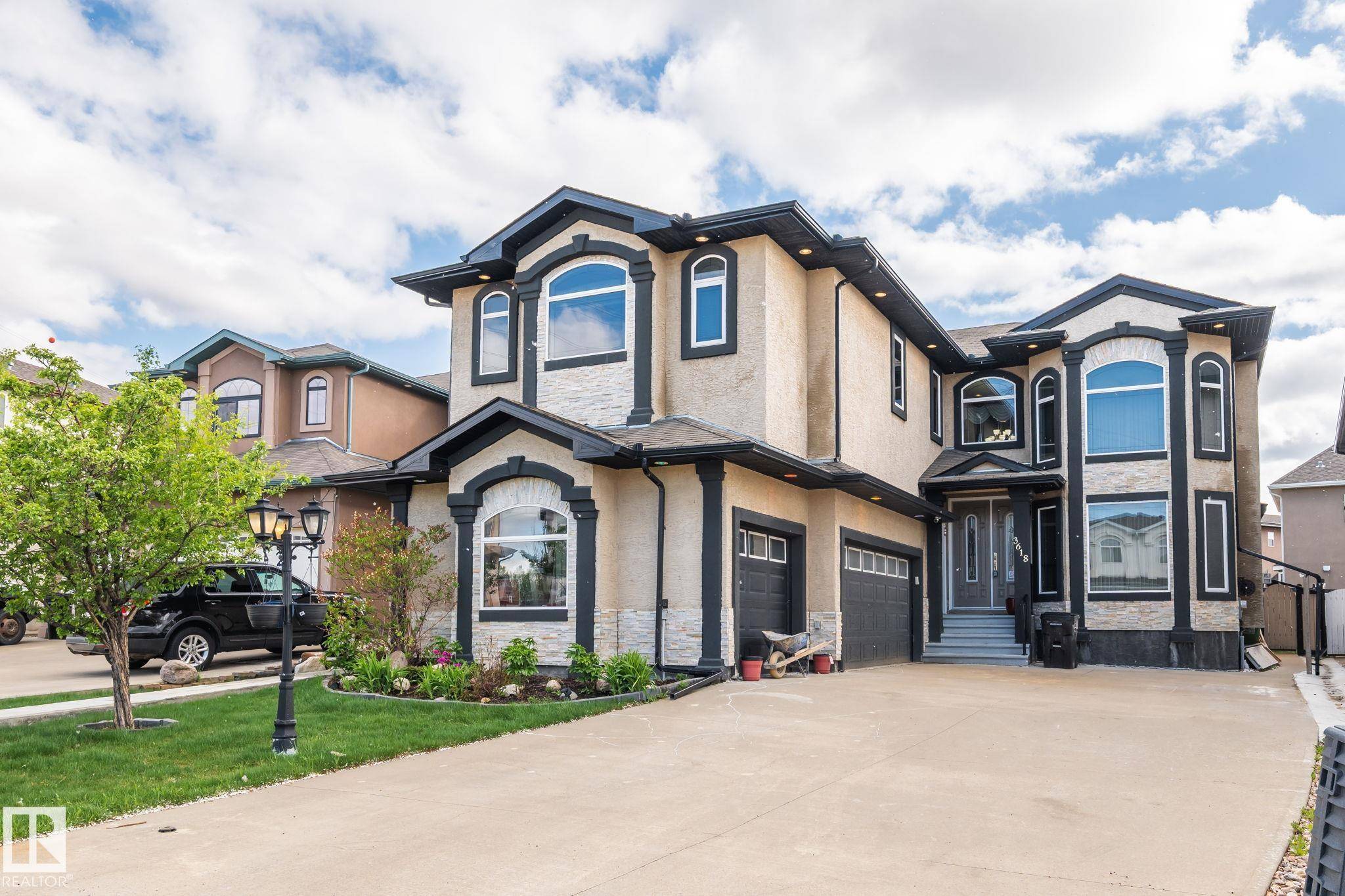 3618 28A ST NW, Edmonton, AB T6T 1N4