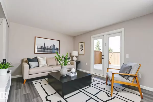 1244 Lakewood RD W NW NW, Edmonton, AB T6K 3P2