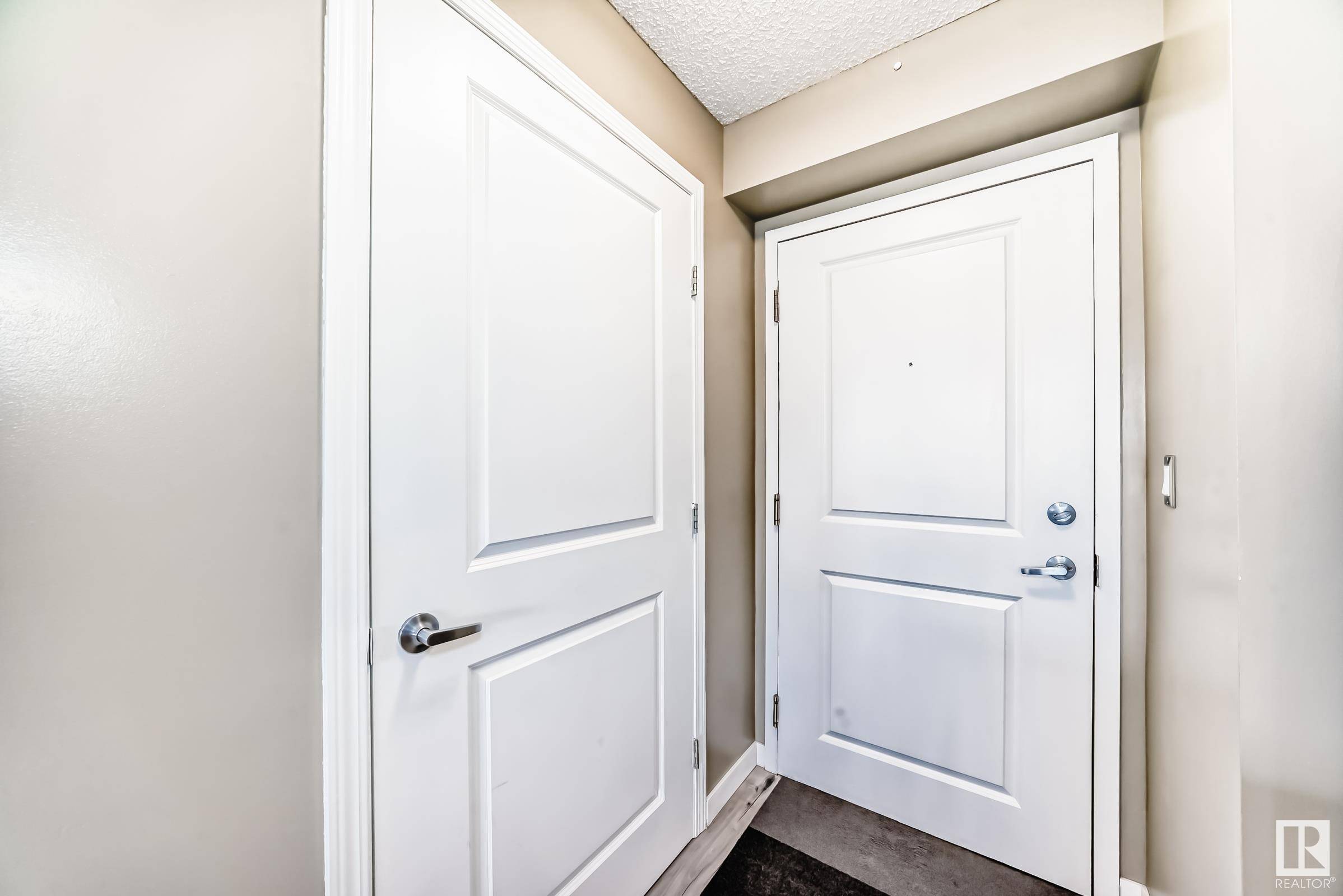 Edmonton, AB T6W 1T2,#305 11453 ELLERSLIE RD SW