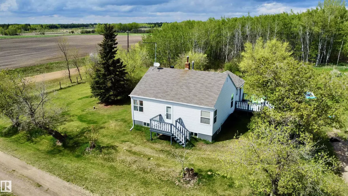 Rural Smoky Lake County, AB T0A 3L0,59423 RGE RD 141