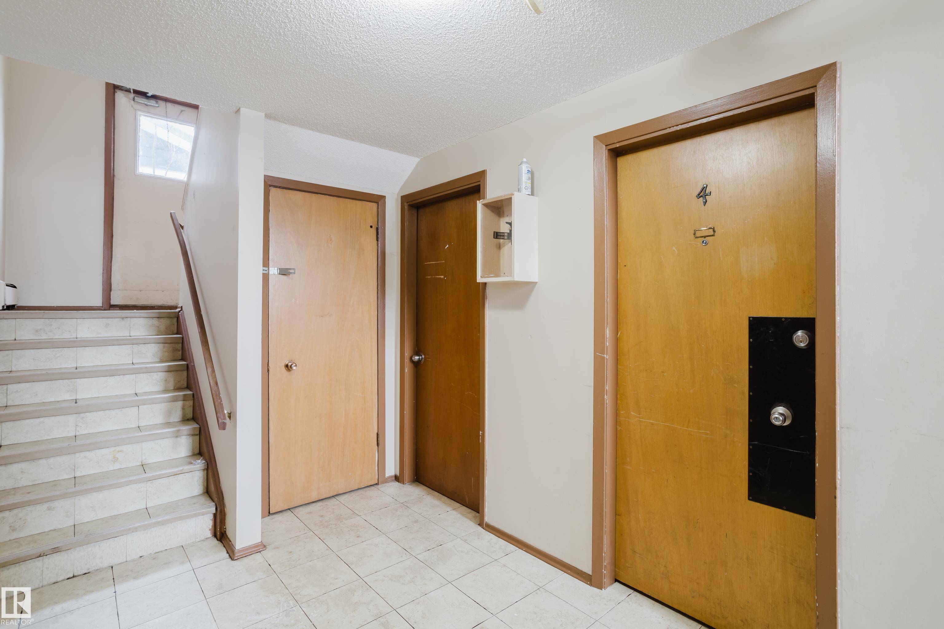 Wetaskiwin, AB T9A 1C3,4501 47 ST