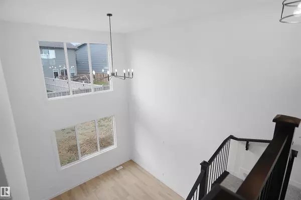 Edmonton, AB T5T 7H9,16539 3 ST NE
