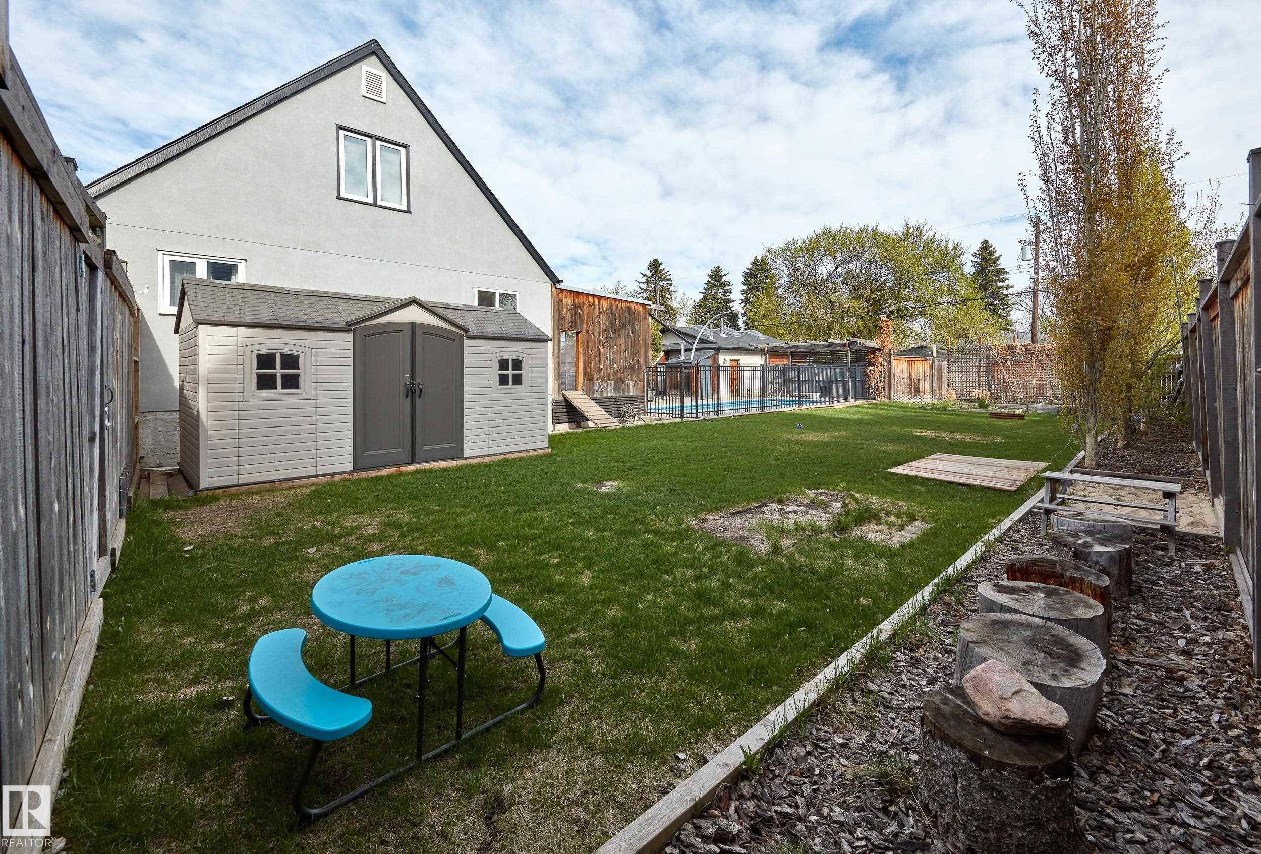 Edmonton, AB T6C 0P1,9124 78 AV NW