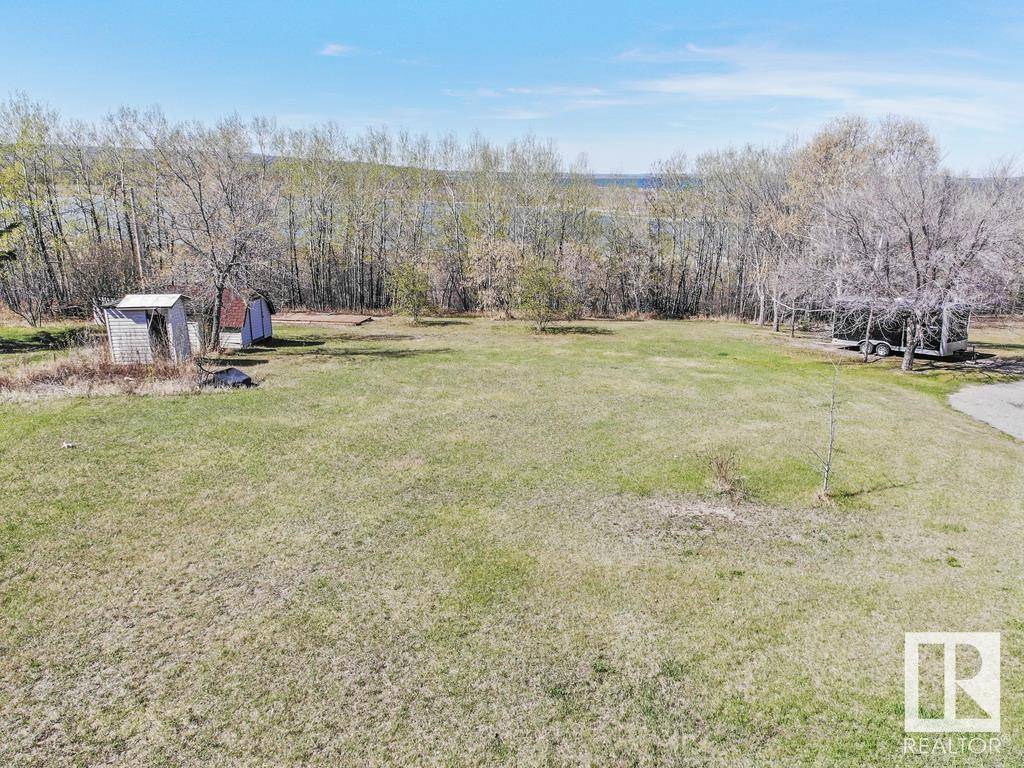 Rural Bonnyville M.d., AB T9N 2G9,#122 59526 Hwy 657