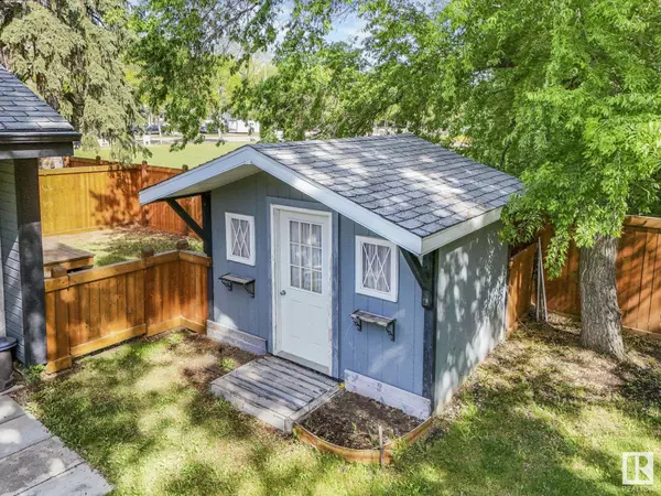 St. Albert, AB T8N 5G7,#106 81 GRANDIN RD