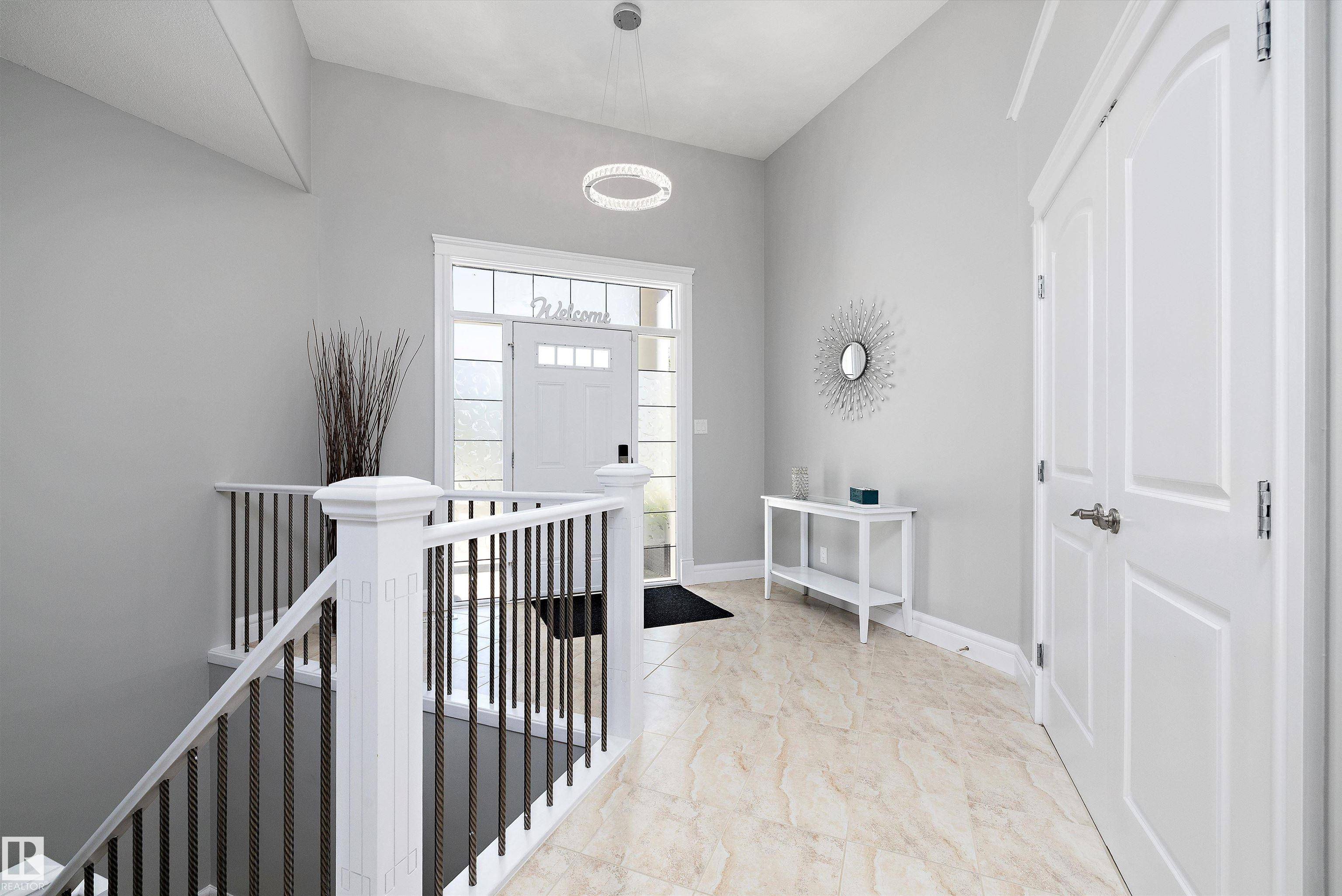 Edmonton, AB T6M 0C7,908 CHAHLEY CR NW