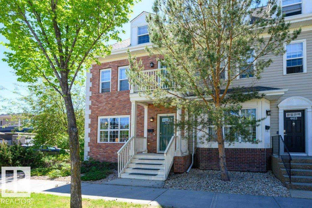 4451 McCrae AV NW, Edmonton, AB T5E 4G6