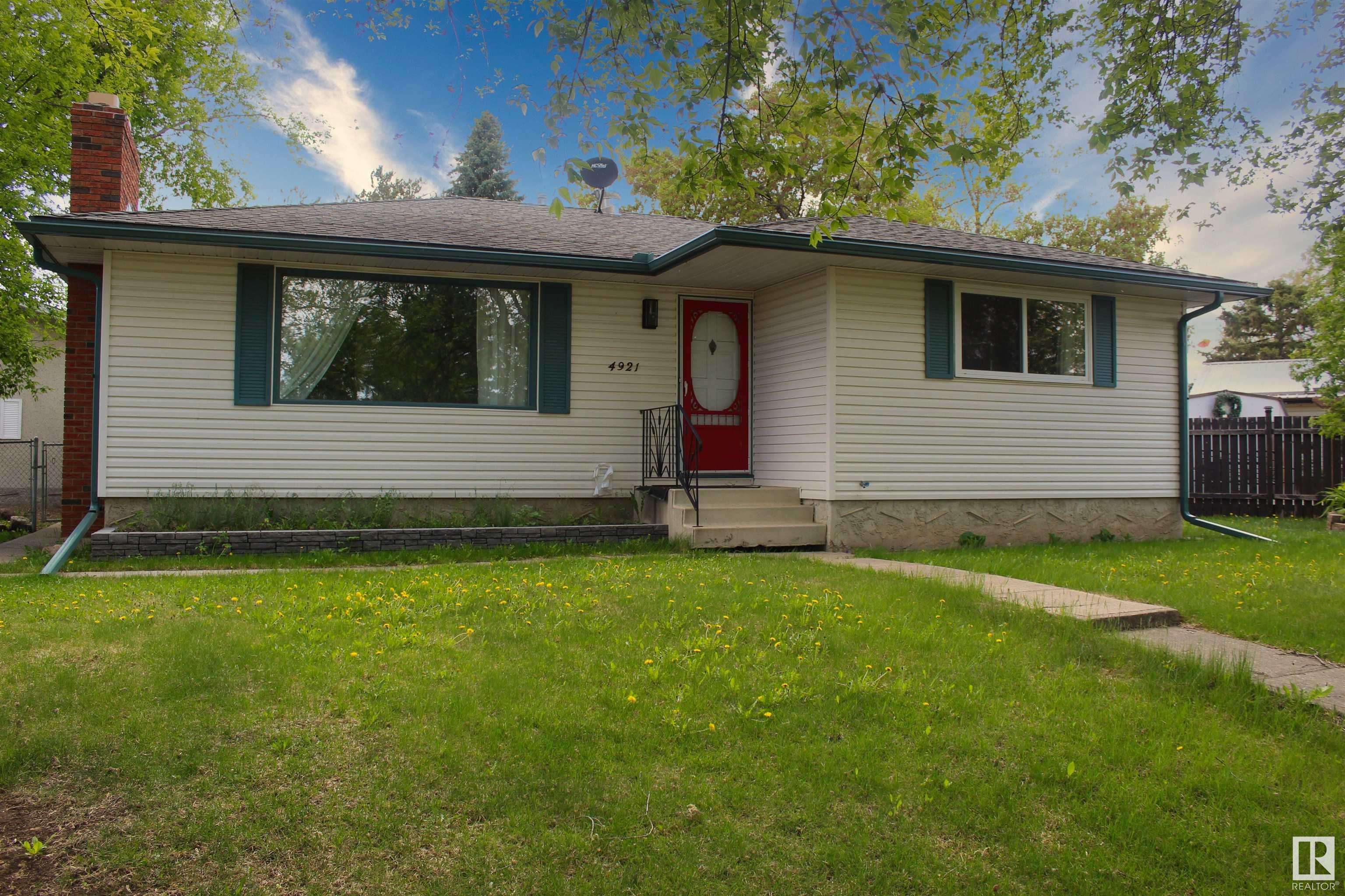4921 47 Ave,  Legal,  AB T0G 1L0