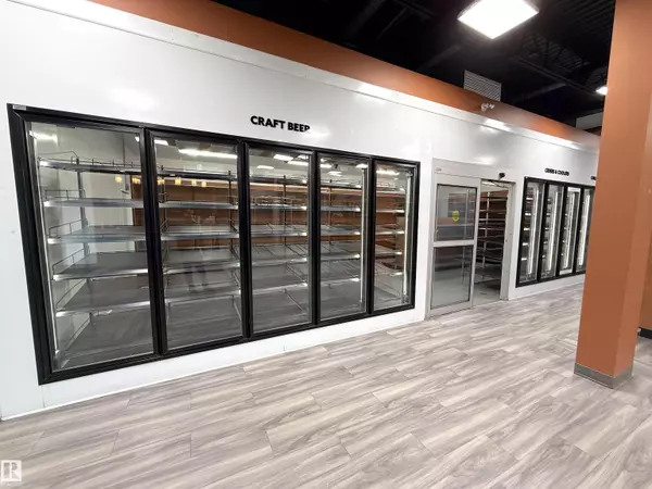 Edmonton, AB T5Y 3X6,6508 170 AV NW