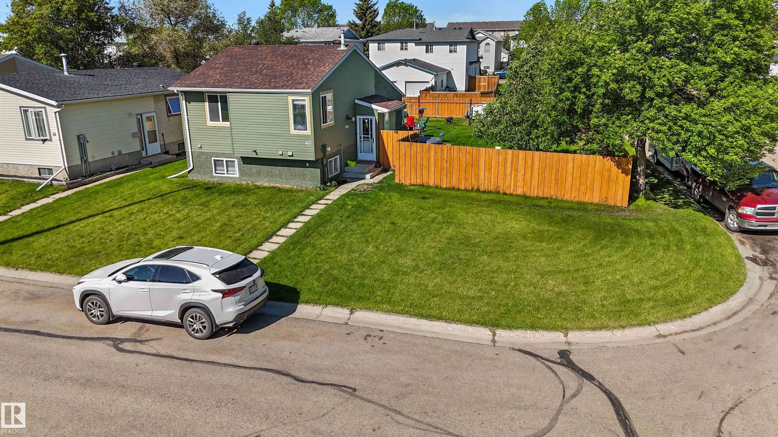 Devon, AB T9G 1V4,40 SOUTH RAM CR