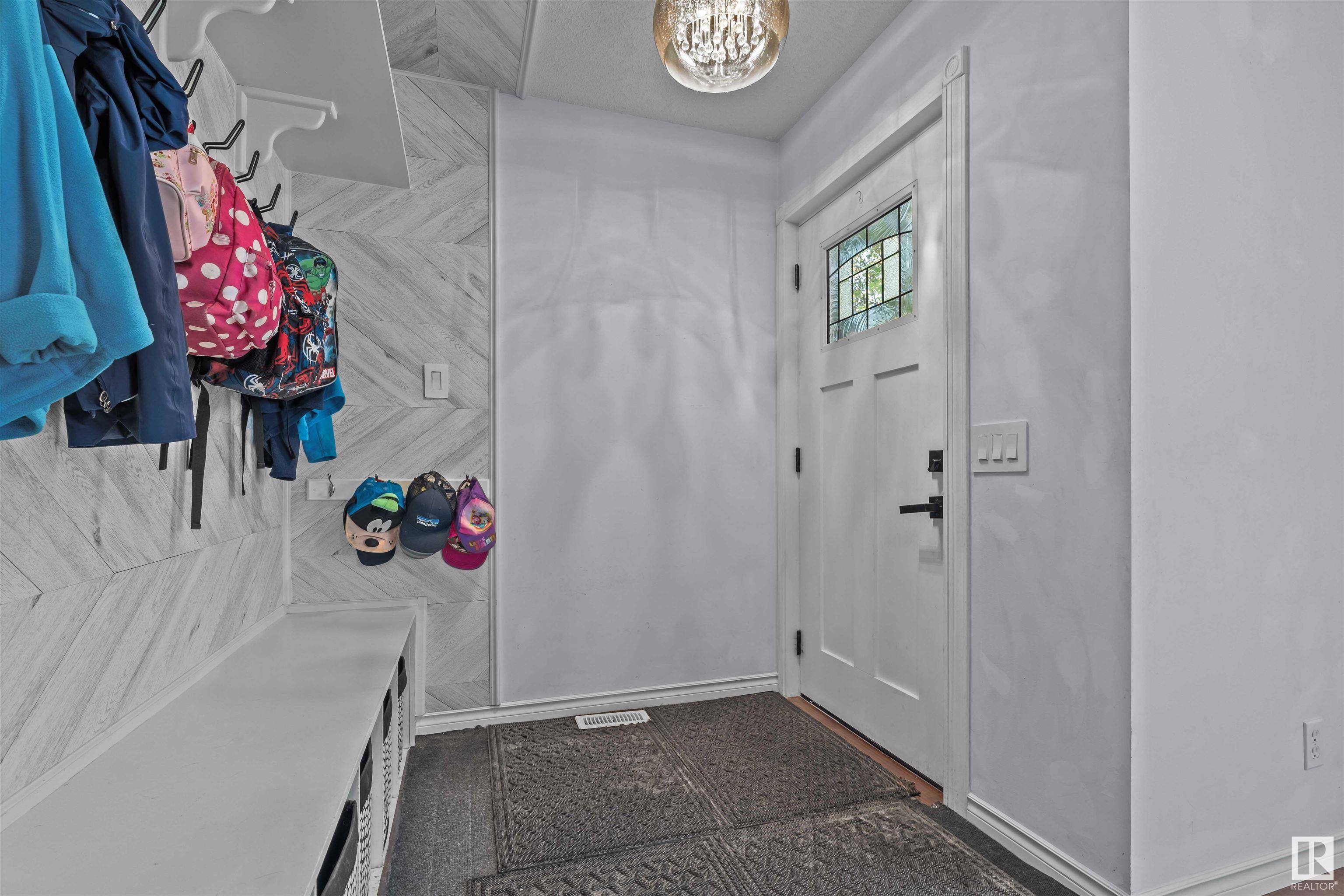 Edmonton, AB T5T 6W8,408 GIBB WD NW