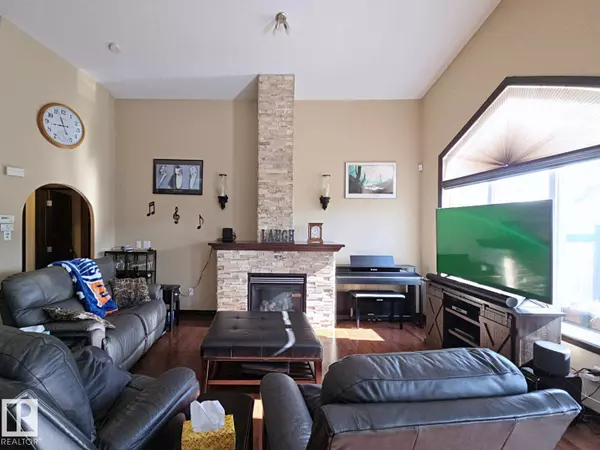 Edmonton, AB T6V 0C1,16111 134 ST NW