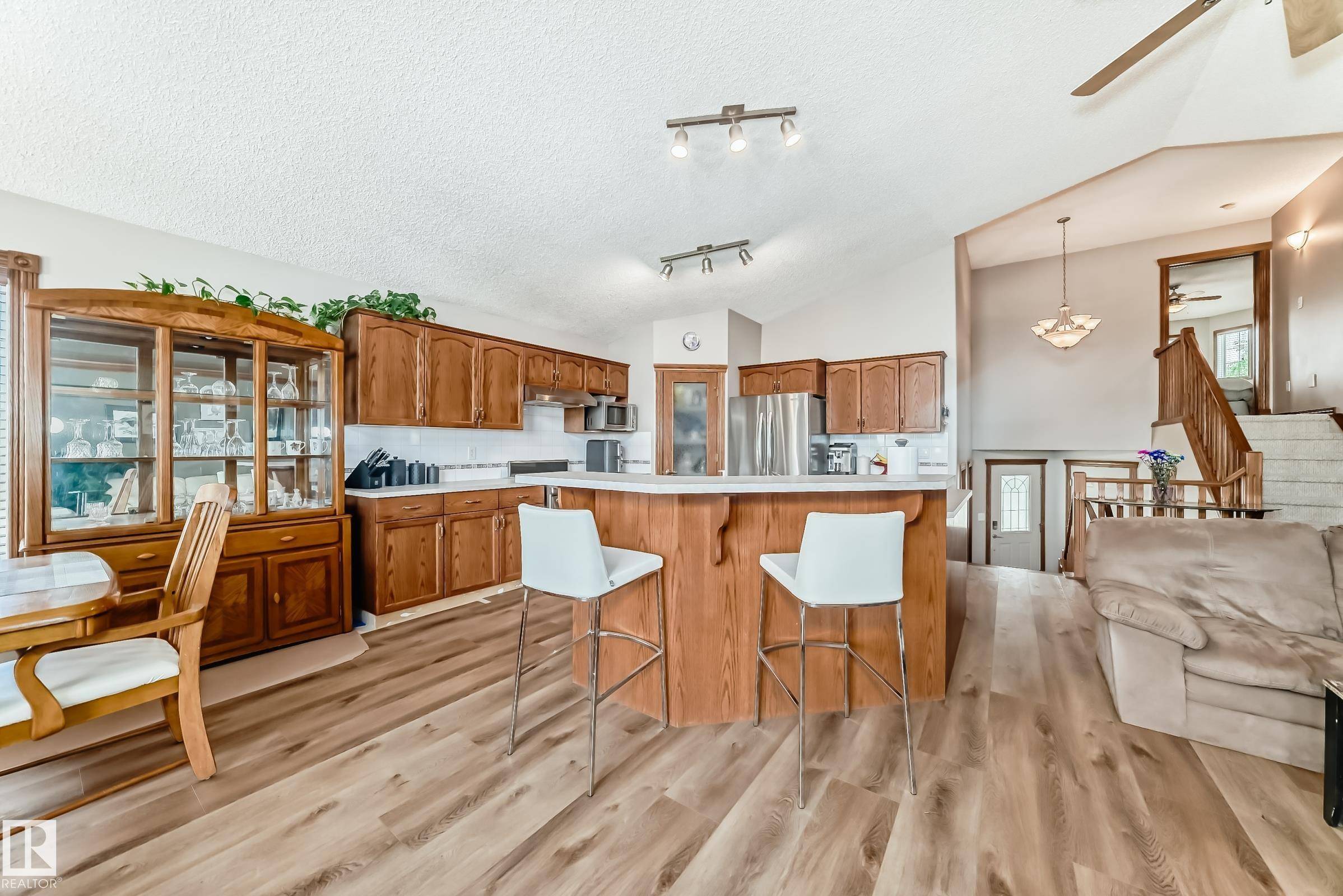 Spruce Grove, AB T7X 4B6,84 FAIRWAY DR