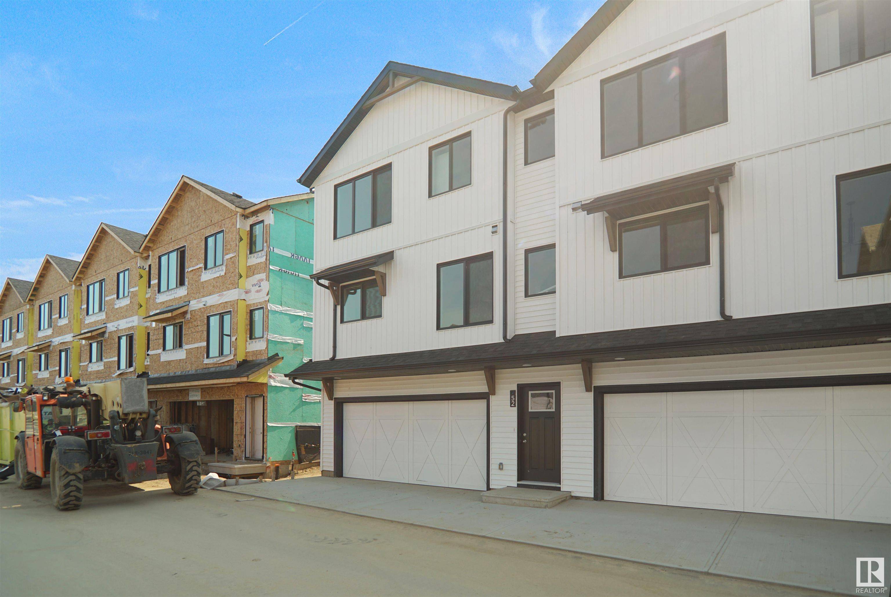 Edmonton, AB T5T 7V3,#74 1025 Secord PM NW