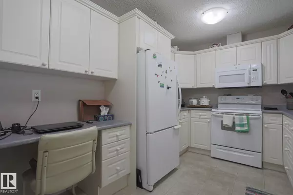 St. Albert, AB T8N 7E3,#202 51 Eldorado DR NW