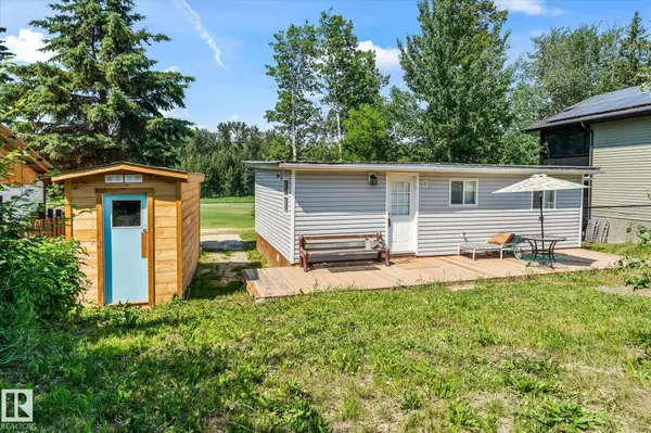 Rural Parkland County, AB T7Z 2T9,354 Smith CR