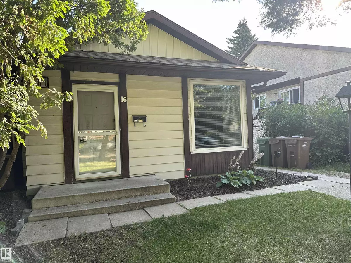 St. Albert, AB T8N 3K5,16 GARETH PL