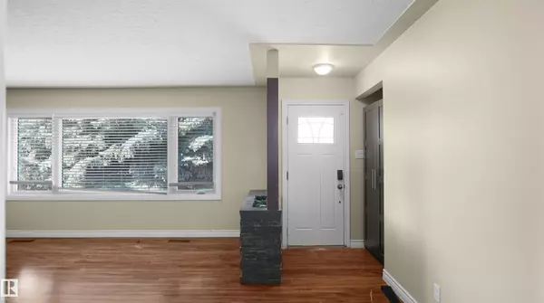 Edmonton, AB T5C 1J1,12815 79 ST NW