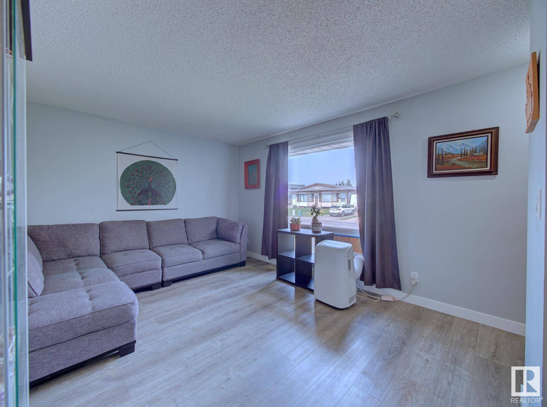 Fort Saskatchewan, AB T8L 3N1,7915 92 AV