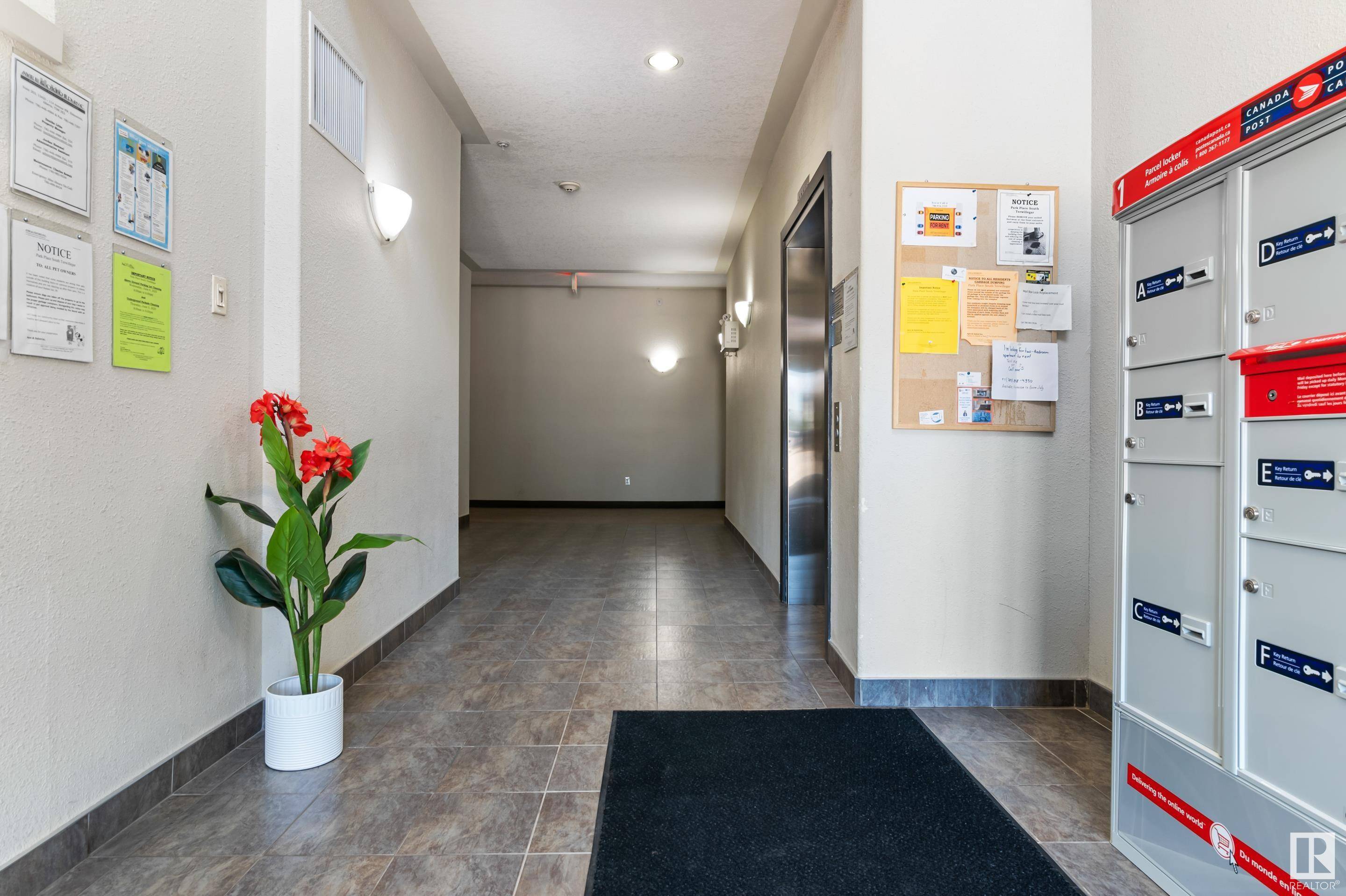 Edmonton, AB T6R 0M3,#3207 7347 South Terwillegar Drive NW