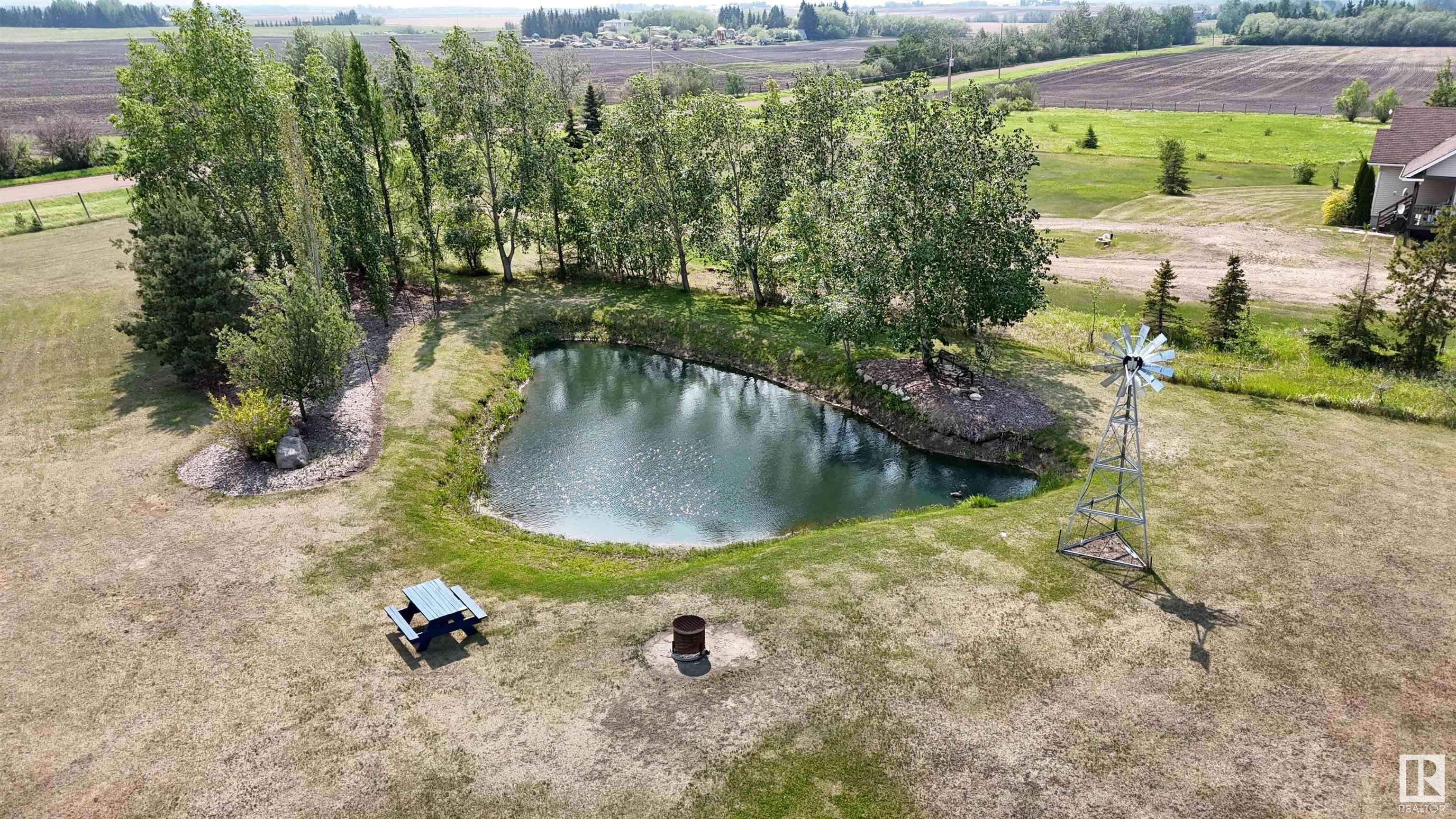 Gibbons, AB T0A 1N0,23222 TWP RD 560