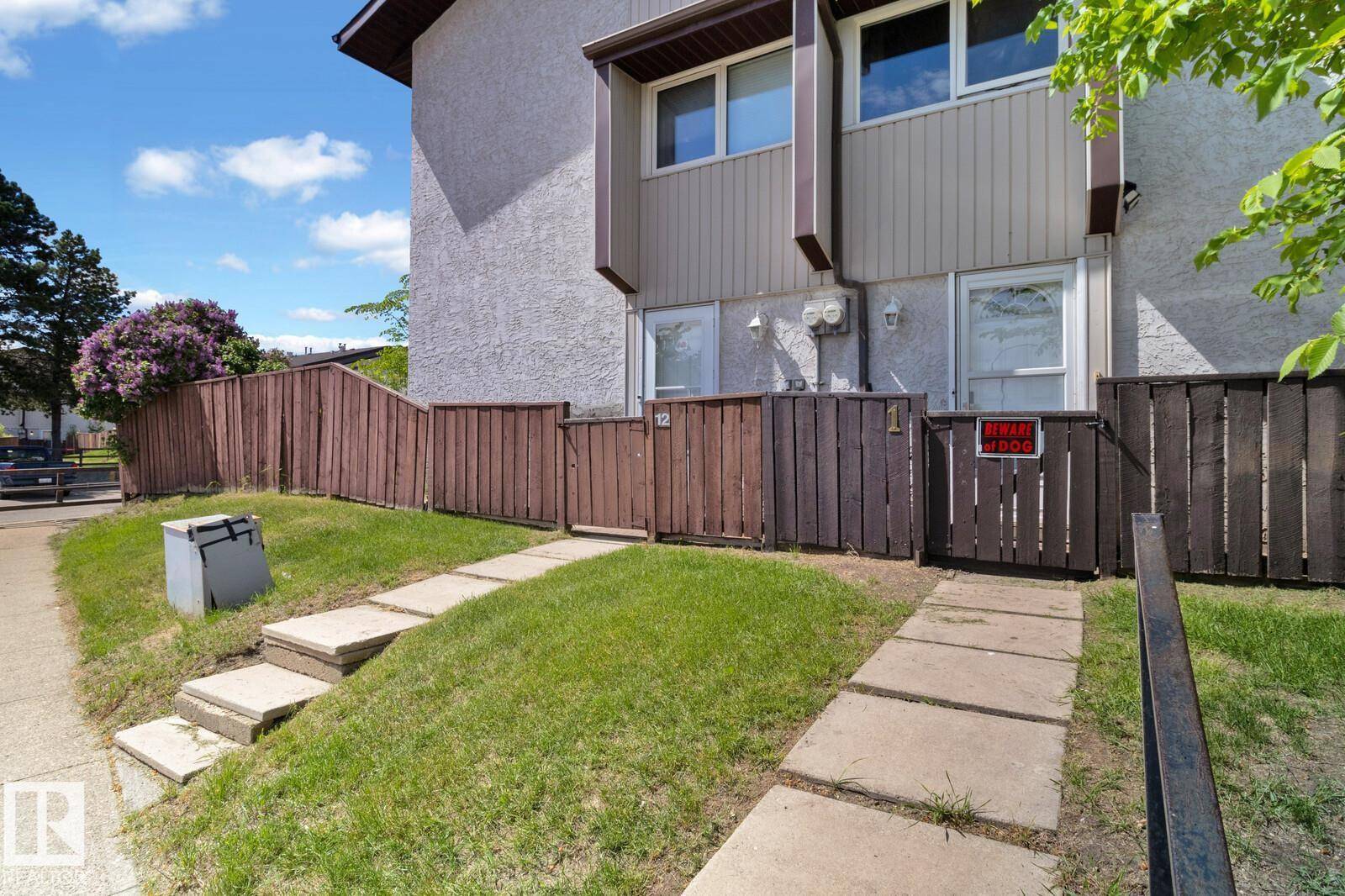 Edmonton, AB T5C 2S4,#1 8115 144 AV NW