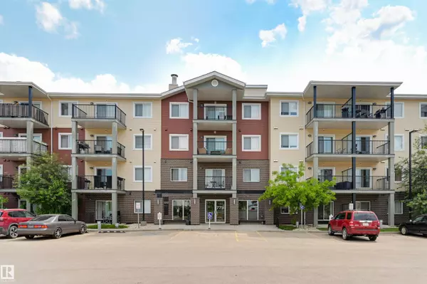 Edmonton, AB T6B 3W3,#213 7711 71 ST NW