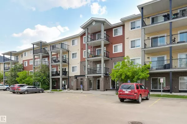 Edmonton, AB T6B 3W3,#213 7711 71 ST NW