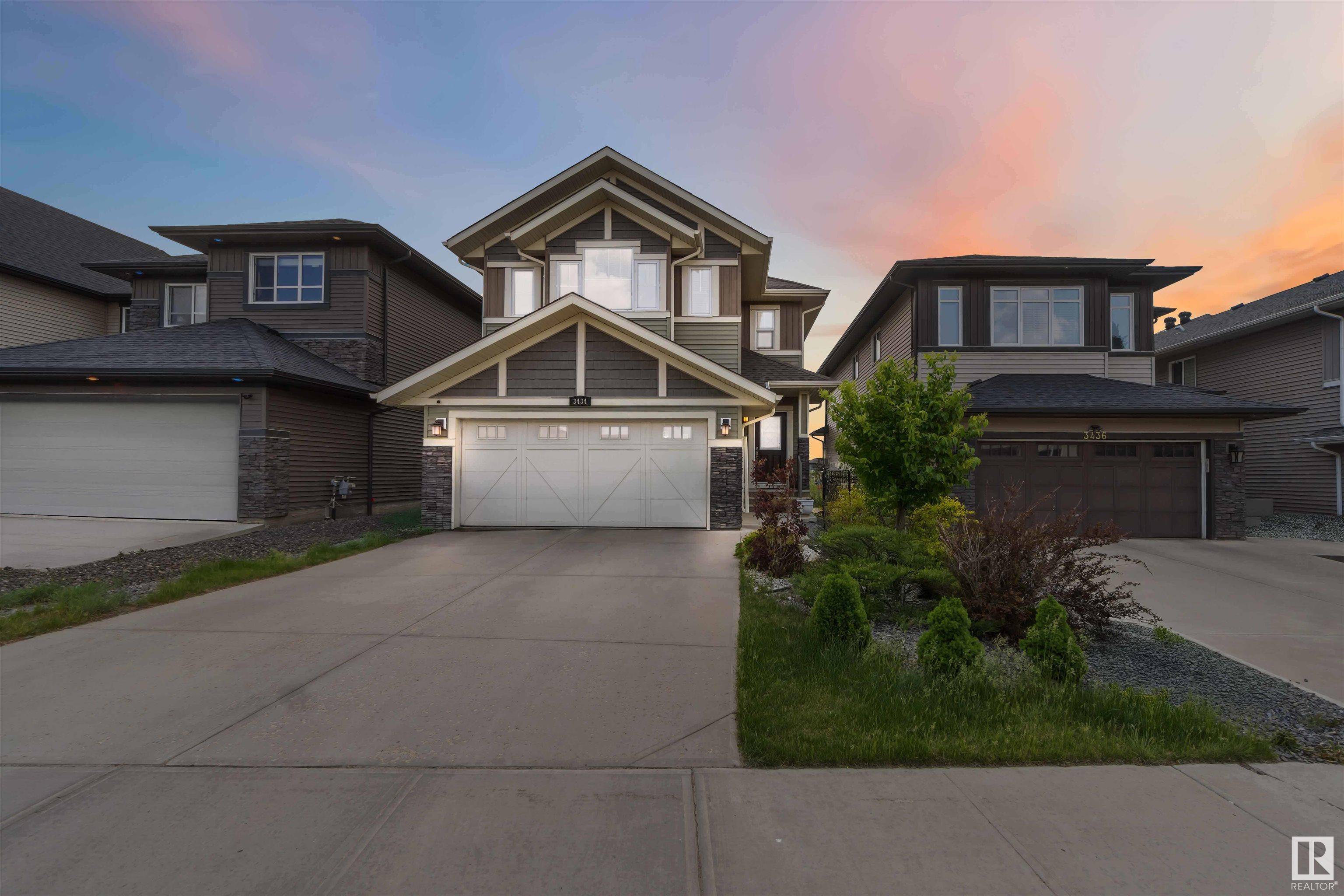 Edmonton, AB T6W 2W9,3434 Parker Loop SW