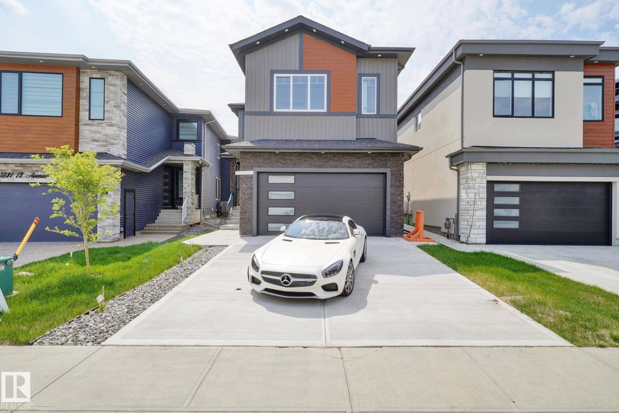 Edmonton, AB T6T 2N2,1815 17 AV NW