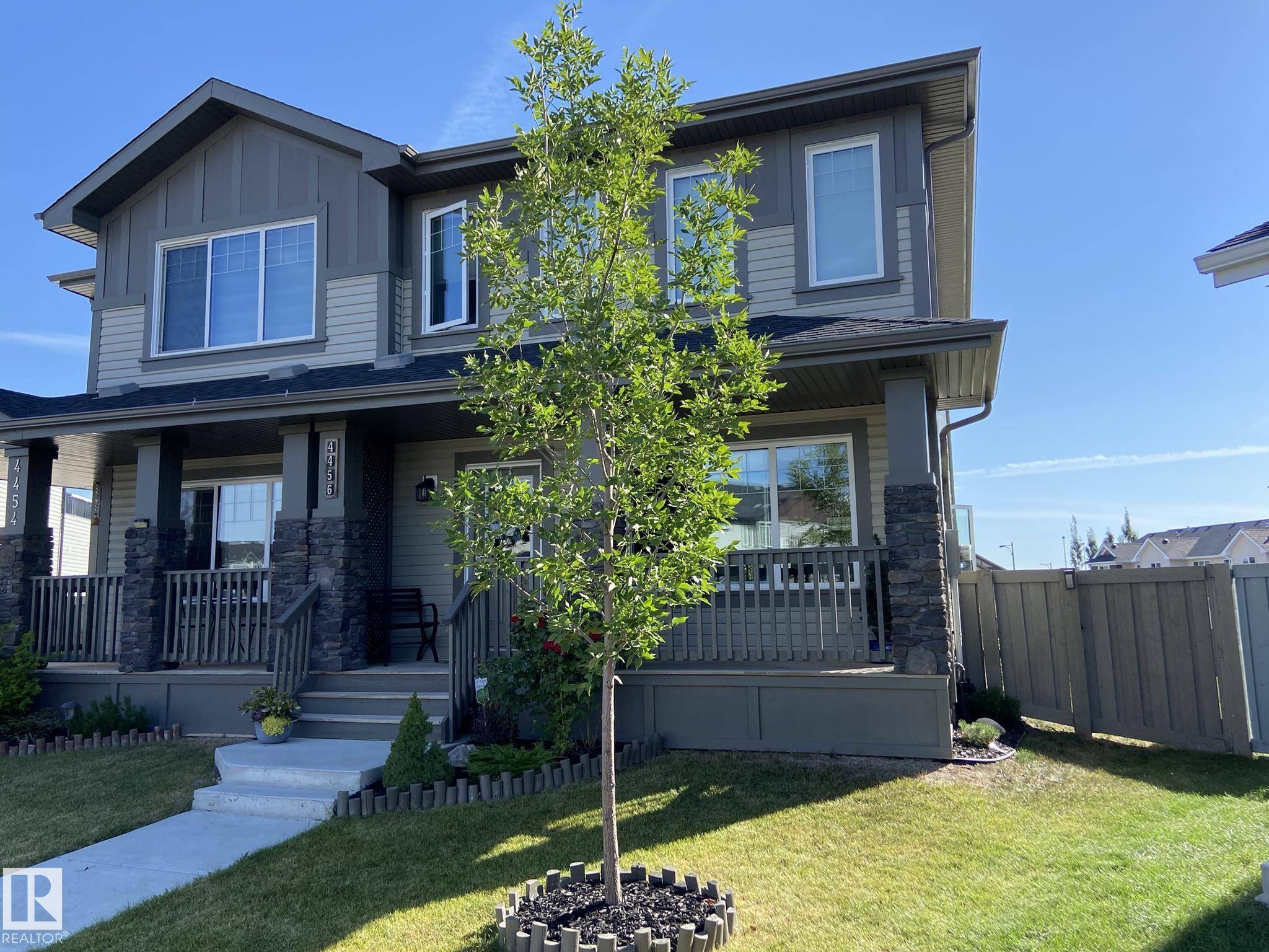 4456 ANNETT CM SW, Edmonton, AB T6W 2V8
