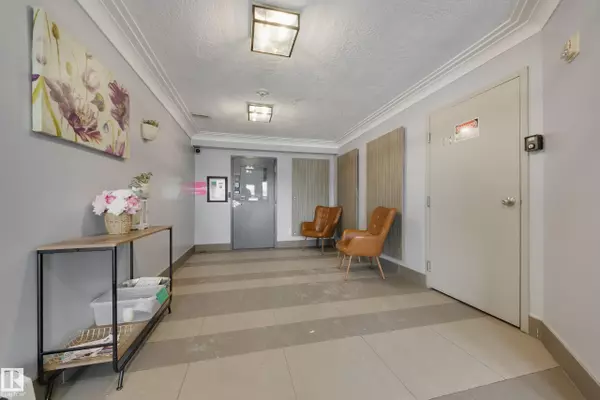 Spruce Grove, AB T7X 0A1,#210B 260 SPRUCE RIDGE RD