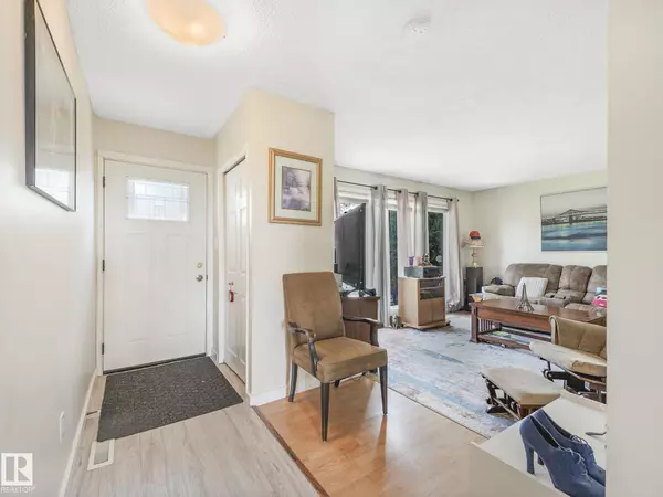 Morinville, AB T8R 1E2,10611 95 AV