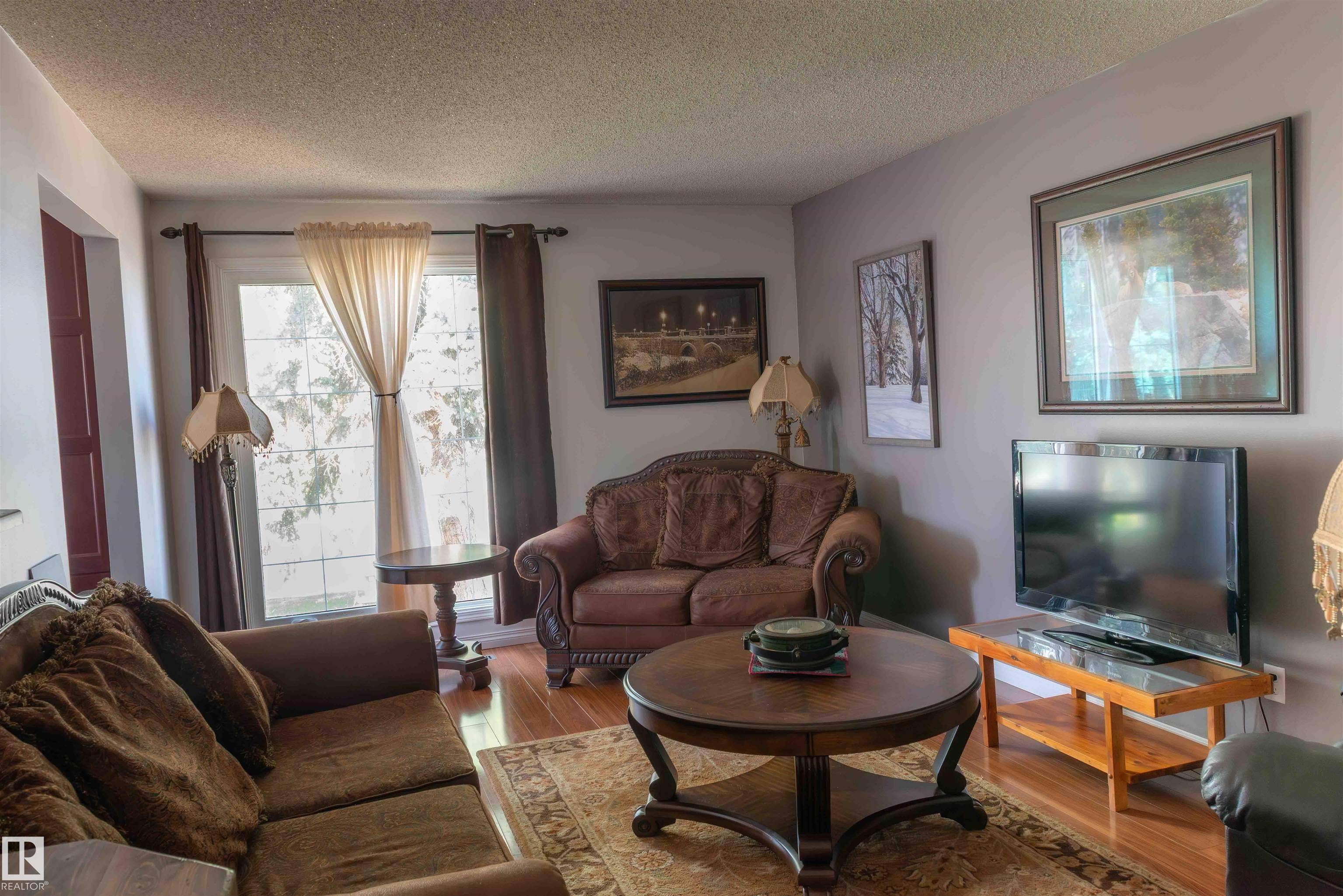 Leduc, AB T9E 5L9,5207 52 ST