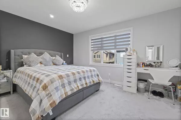 Edmonton, AB T6M 0Z1,1691 ENRIGHT WY NW