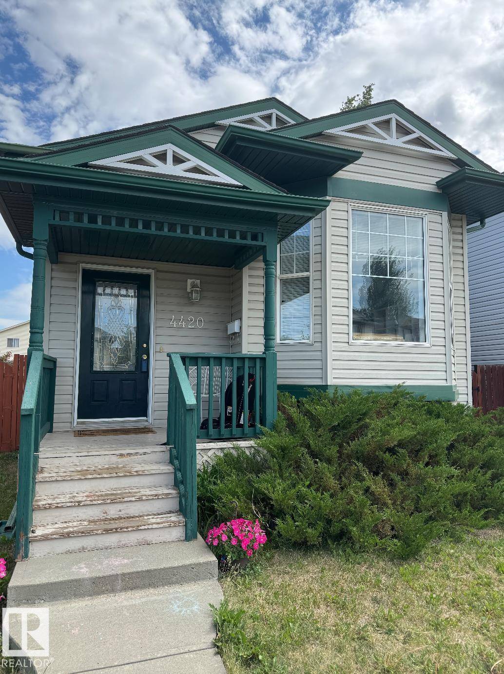 4420 150 AV NW, Edmonton, AB T5Y 2Z9
