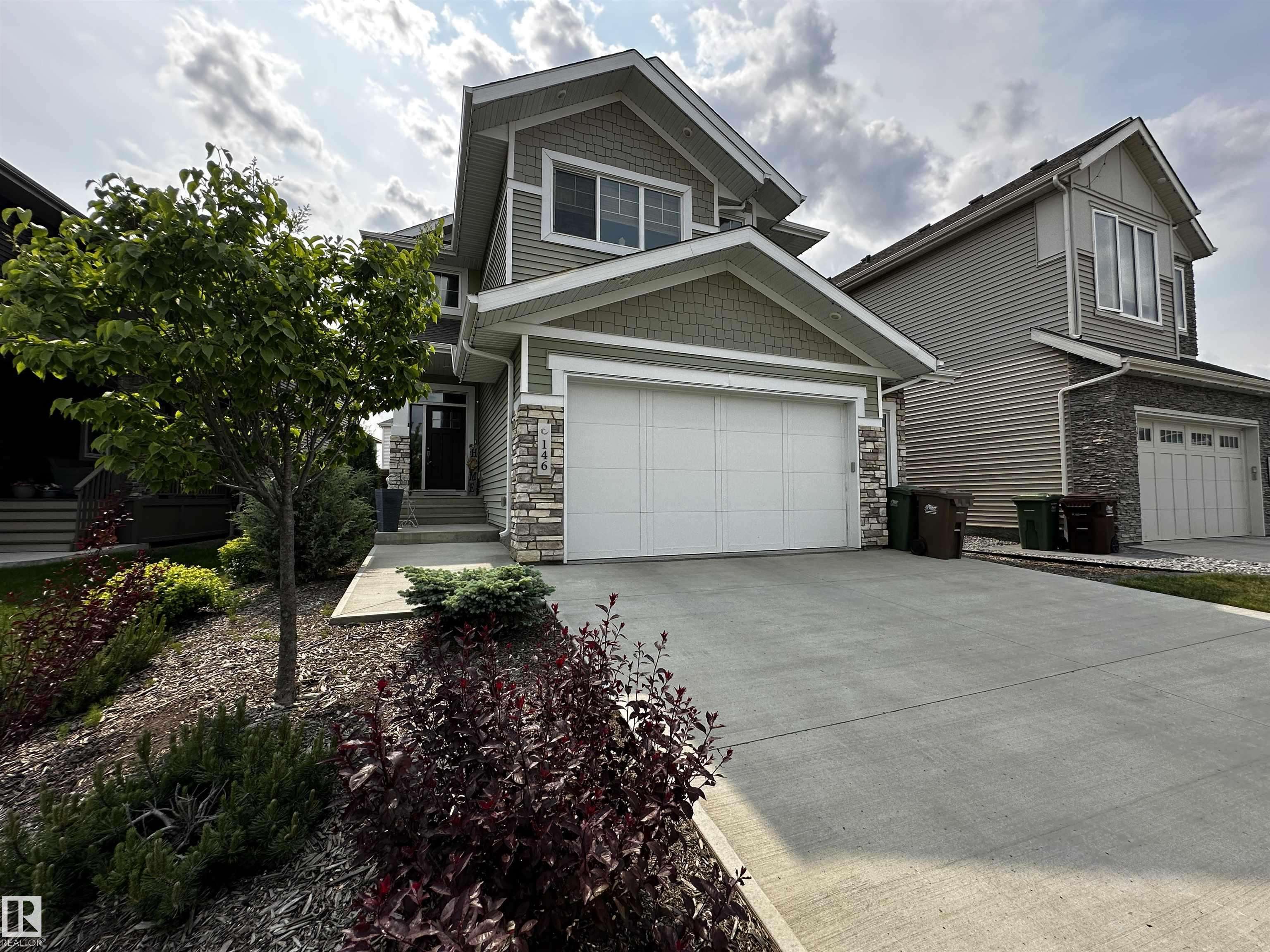 146 JOYAL WY, St. Albert, AB T8N 7V3
