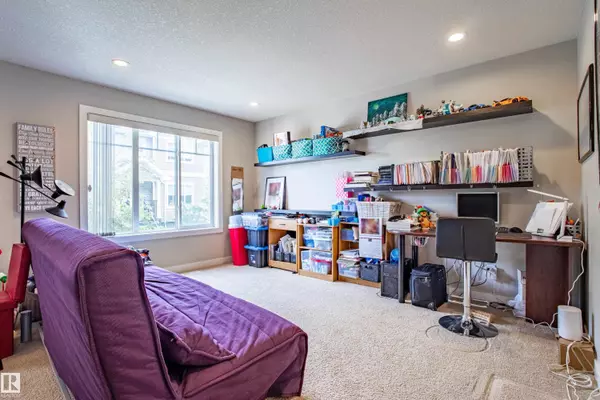 Edmonton, AB T5T 4P5,#47 9535 217 ST NW