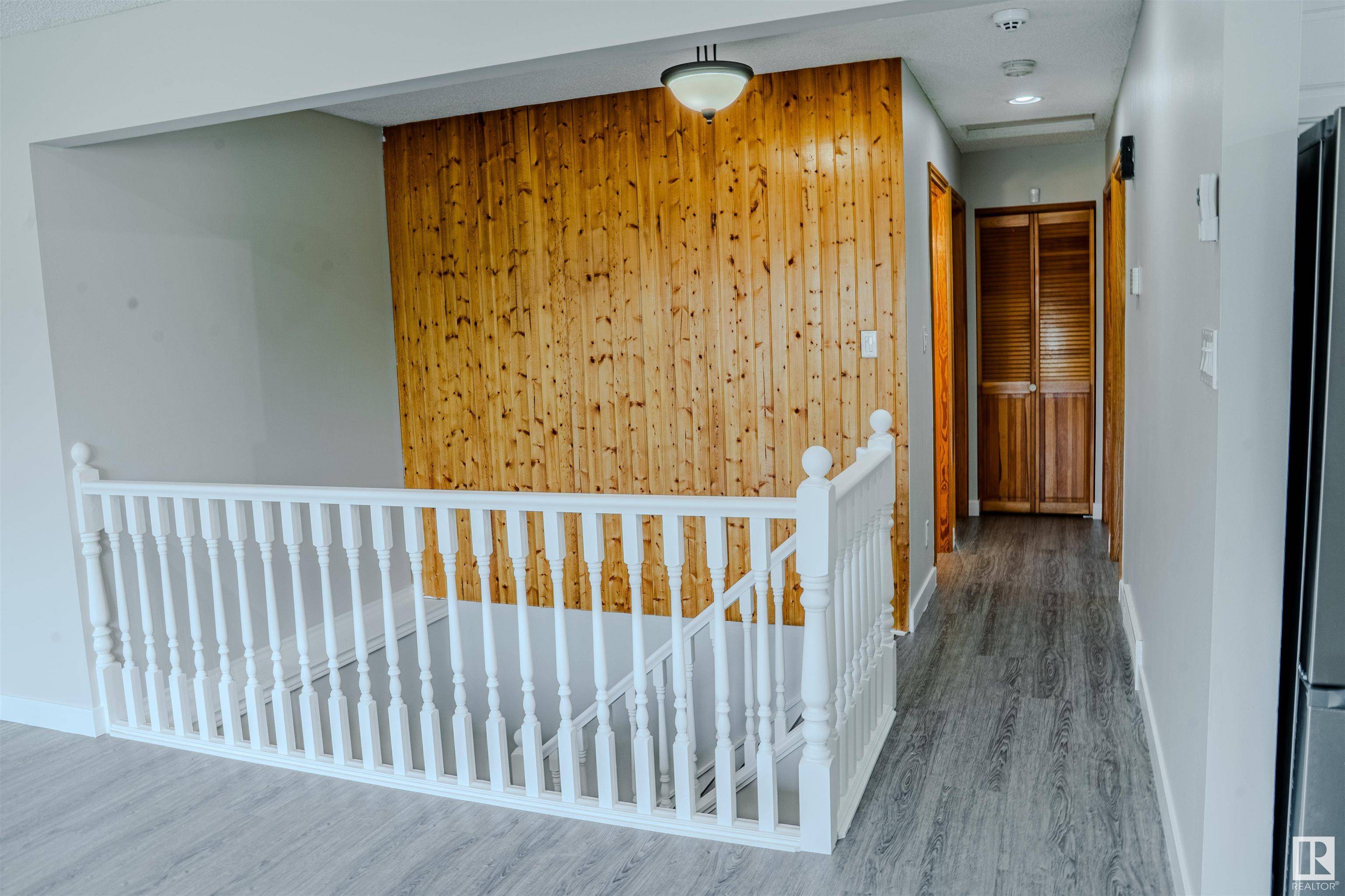Edmonton, AB T6L 2E7,1240 65 ST NW