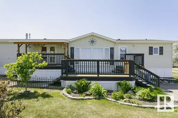 Rural Parkland County, AB T7X 4K4,1272 53222 RR 272