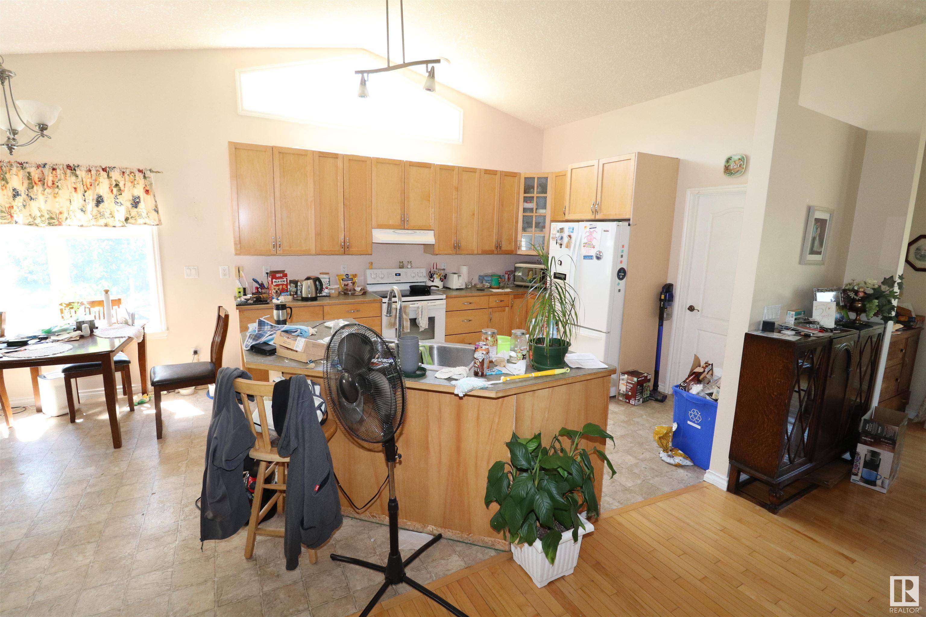 Rural Strathcona County, AB T8C 1G8,#37 52252 RGE ROAD 215