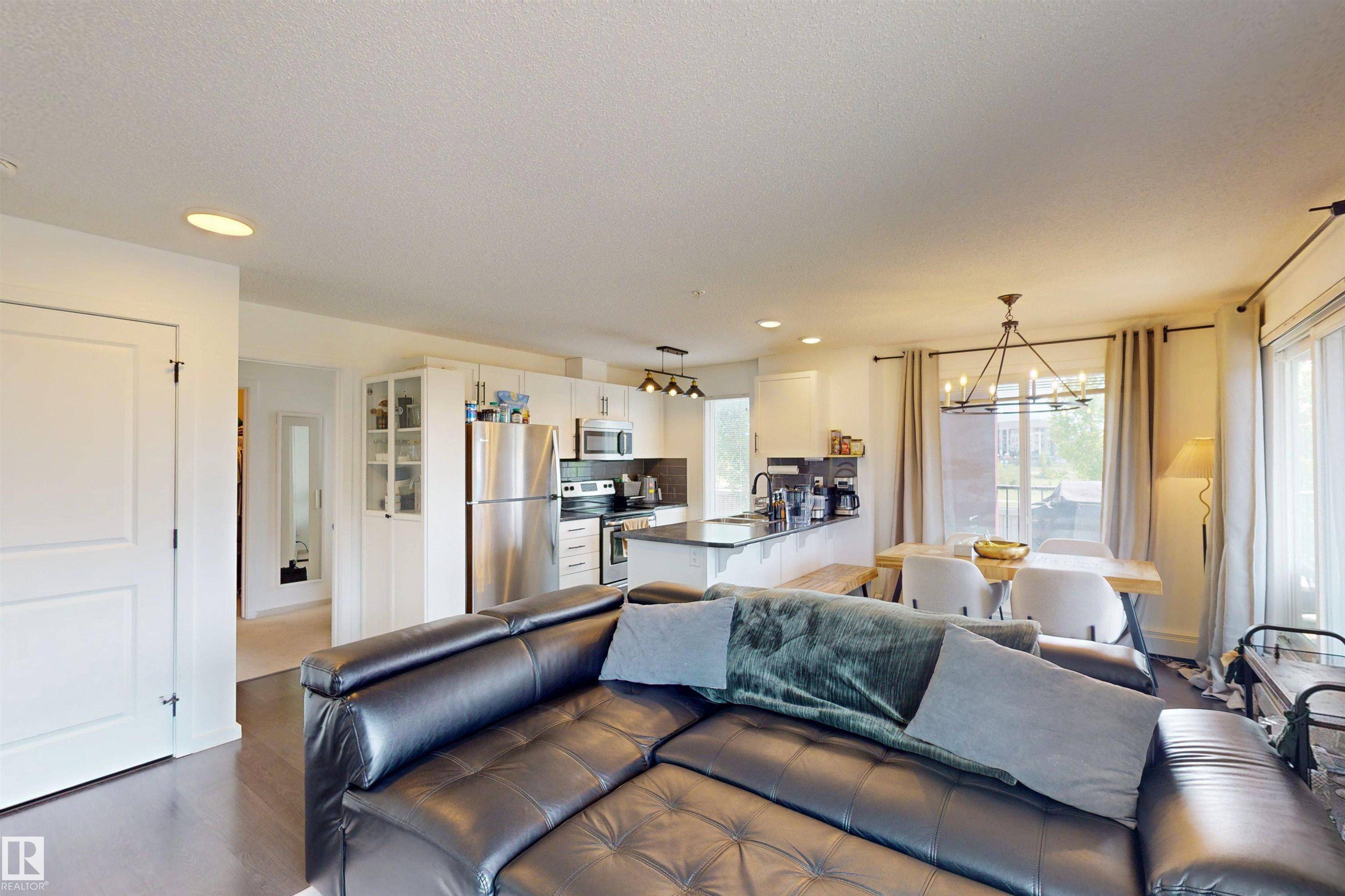 Edmonton, AB T6X 2A8,#236 5515 7 AVE SW