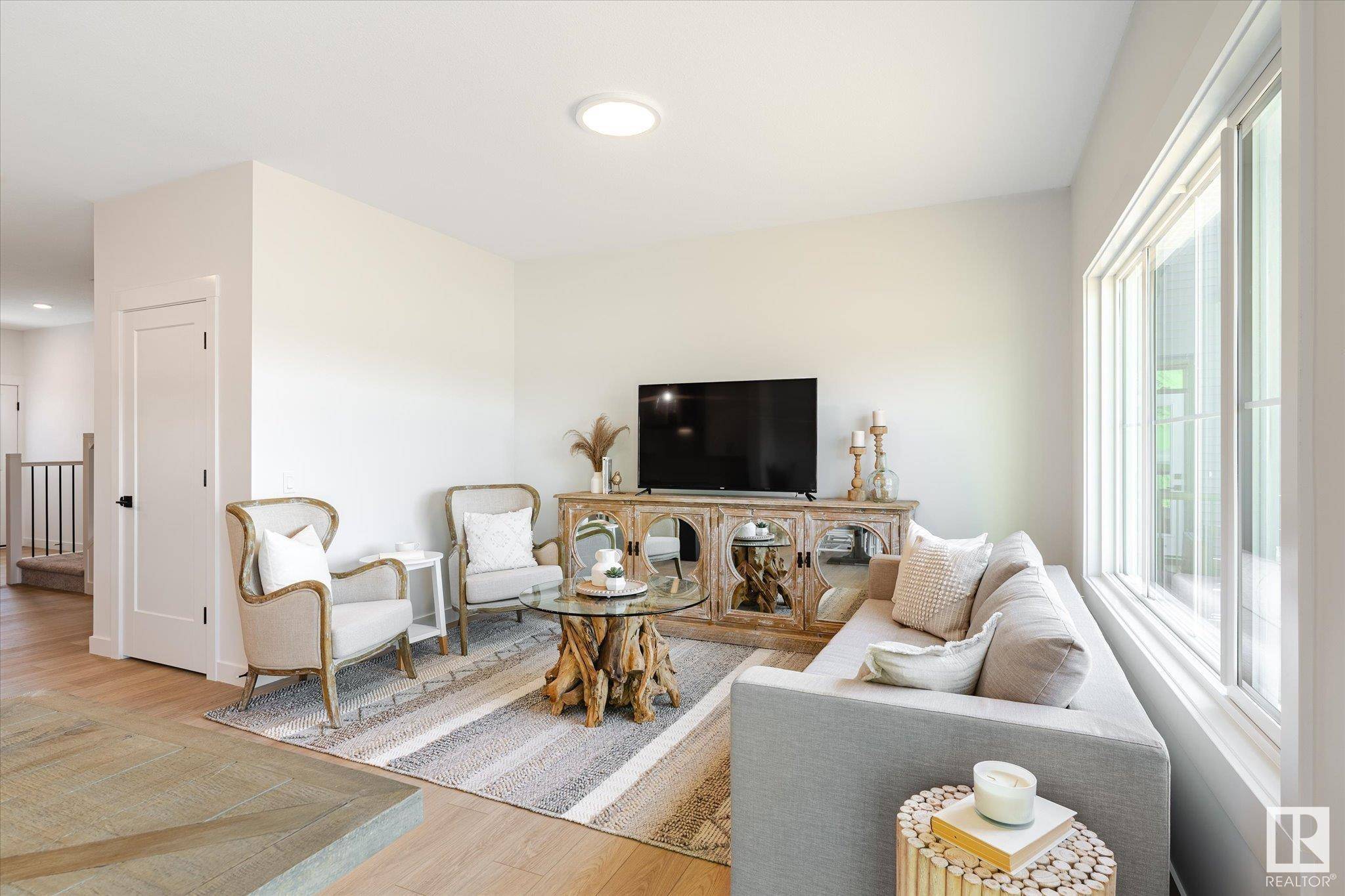Edmonton, AB T5T 7X1,22635 90 AV NW