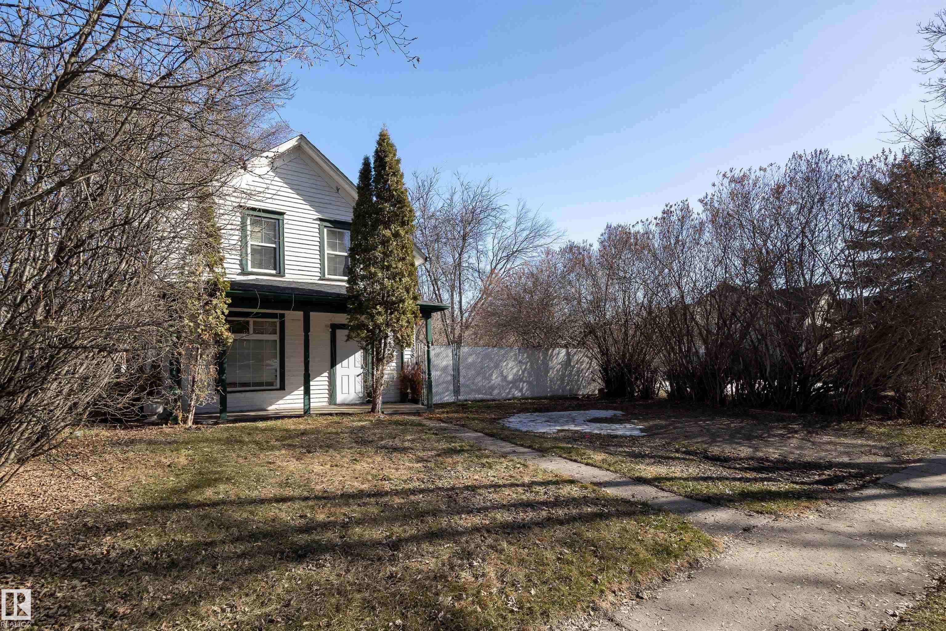 Wetaskiwin, AB T9A 0N5,5308 48 AV