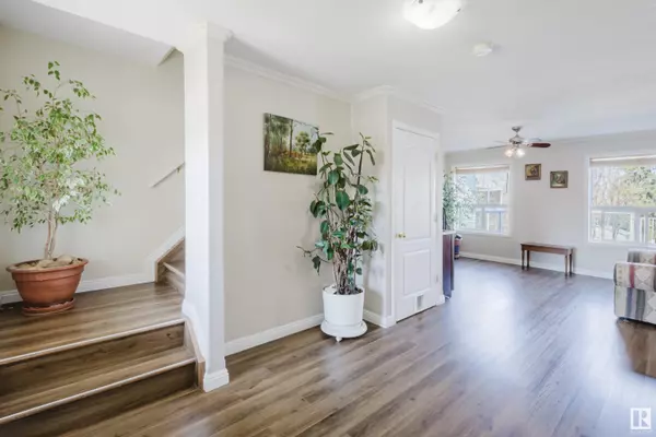 Edmonton, AB T5X 5Z4,11532 170 AV NW