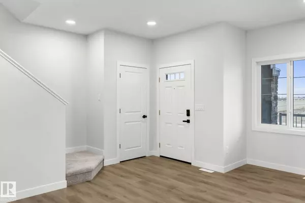 Spruce Grove, AB T7X 4B7,19 ETON LI