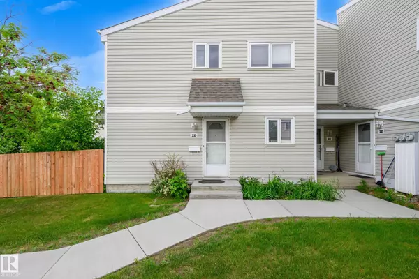 Edmonton, AB T5X 2E6,2D CASTLE TC NW