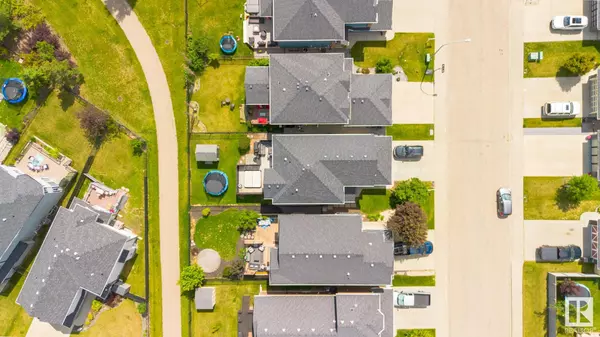 Sherwood Park, AB T8H 0L2,7280 ESSEX WY