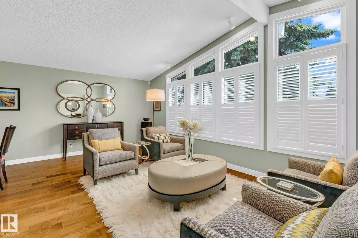 Edmonton, AB T6H 3H9,4916 112 ST NW